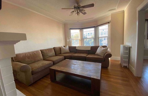 Cow Hollow House | Charming 2 bedroom flat in Cow Hollow in San Francisco Ca
