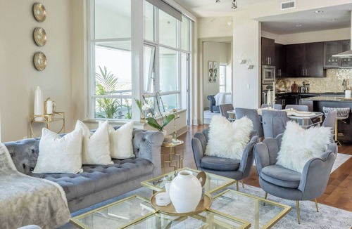 East Village Apartment | Charming 2-bedroom apartment with fitness room and Pool in downtown San Diego