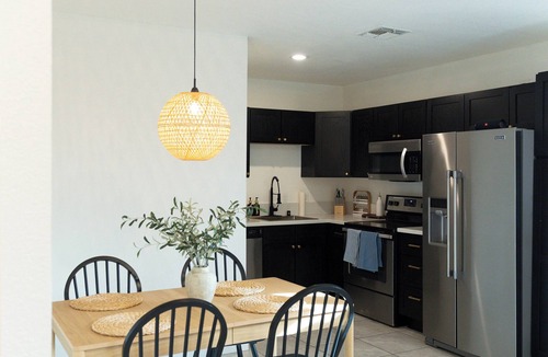 Folsom Cottage | Charming 2 bedroom Lake Natoma Retreat