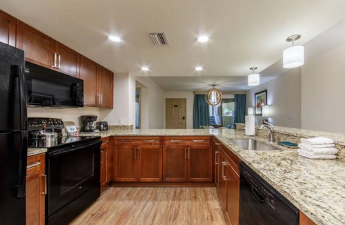 Princess Views Villa | Charming 2-bedroom villa in Scottsdale; 1/2 a block to the Waste Management Open