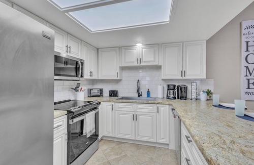 East Mesa House | Charming 3-Bedroom house with Game Room, Pool, WiFi in pleasant Mesa