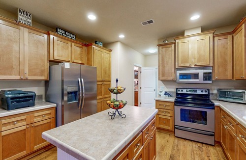 Bijou Park House | Charming Cabin with hot tub - near Heavenly Resort & dining