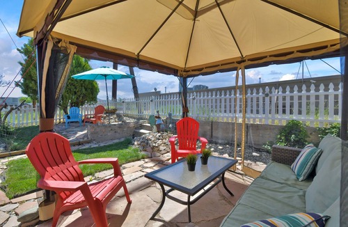 Prescott House | Charming Casita just steps from Historic Whiskey Row!