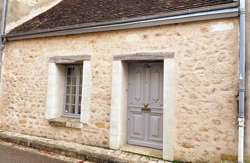 Pontlevoy Cottage | Charming Cottage with Terrace in the Heart of Loire Valley - Near Châteaux & Beauval Zoo