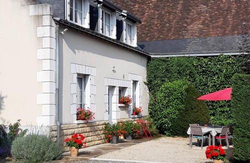 Beaumont-la-Ronce Cottage | Charming countryside house near Tours with garden and bikes
