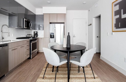 Fremont Apartment | Charming Fremont 1BR w/ Pool, Gym, W/D, BBQ, walk to BART, by Blueground
