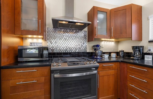 Prescott House | Charming Home - 1 Mile from Whiskey Row and Downtown Prescott