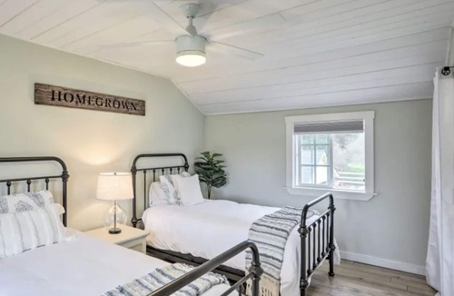 Callender House | Charming private farmhouse cottage