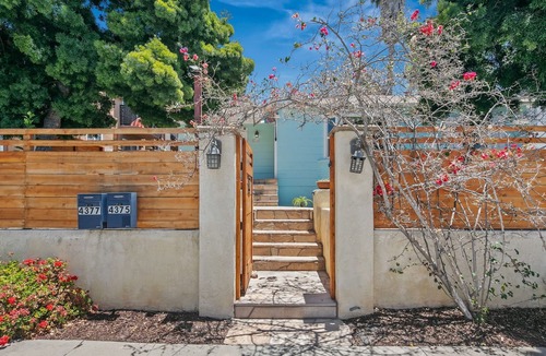 North Park House | Charming retreat with AC and outdoor oasis, just 3 blocks from Lafayette Hotel