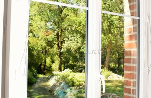 Tauxigny Cottage | Charming Riverside House with Garden, Modern Amenities, Near Loire Castles