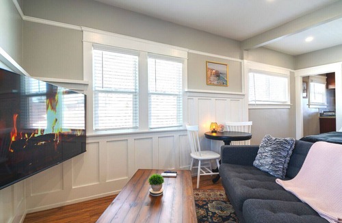 South Park Apartment | Charming Studio Balboa Park W/D