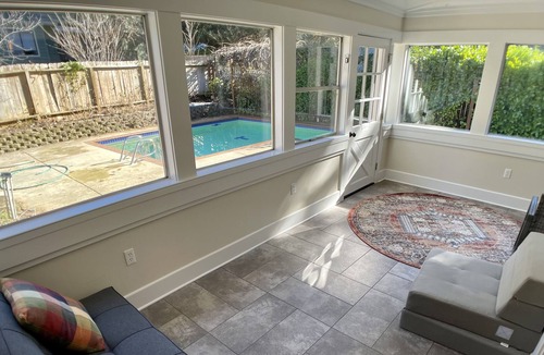 Nevada City House | Charming Victorian Cottage with pool! Walk to downtown Nevada City!