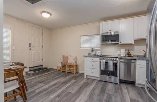 Reno/Tahoe Airport House | Cheerful 1-Bedroom with free parking