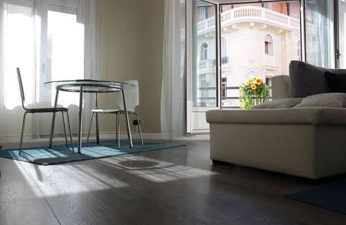 Carre d'Or Apartment | Chez Albertine: bright 105m² apartment, two minutes from the sea