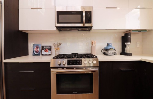 Elysian Heights House | Chic 3 bedroom oasis in Echo Park/Dodgers Stadium+EV+4 Parkings