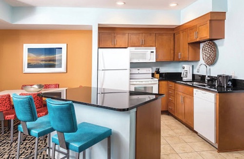 Old Las Palmas Resort | Chic resort with 1 bedroom and WiFi, fitness room in delightful Palm Springs