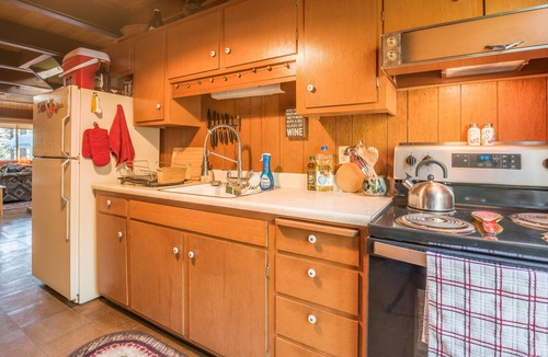 Glencoe Cabin | Cinnamon Bear-A-Frame w/AC!