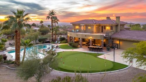 East Mesa Villa | City View Manor