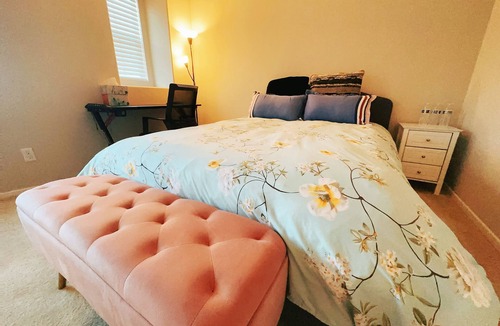 Ontario House | Clean and comfort home for you