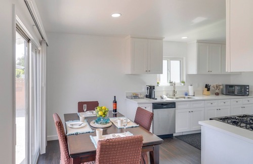 Lake View Terrace House | Close to Hospitals: LA Area Home w/Patio & Yard