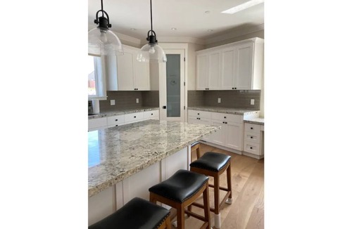 Castro Valley House | Close to San Francisco, Quiet family home with views!