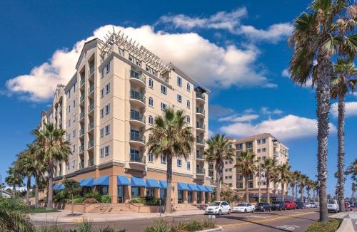Townsite Resort | Club Wyndham Oceanside Pier Resort