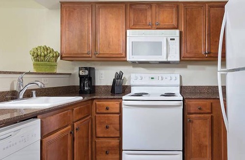 Round Hill Village Condo | Club Wyndham South Shore, 3 bedroom Deluxe condo