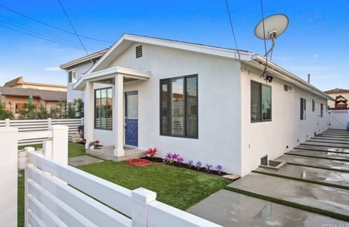 Northwest San Pedro House | Coastal Oasis! 3 Beds/2.5 baths. Pool/Jaccuzzi