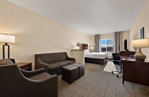 Reno Hotel | Comfort Inn & Suites Airport