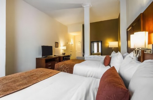 Woodland Hotel | Comfort Suites Woodland - Sacramento Airport