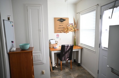 El Segundo House | Comfortable 1BR House – 5 Min to LAX & Beach + Outdoor Jacuzzi