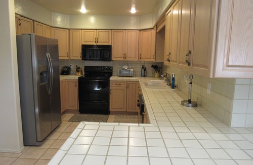 Prescott Country Club House | Comfortable Prescott Country Club Townhome to Relax and Entertain Guests