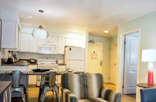 Mission Valley Apartment | Comic Con! Sleeps 6- 2-bedroom-2 bath hotel suites/condo with AC in San Diego.