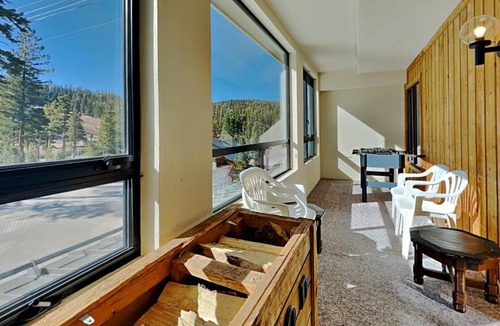 Mammoth Lakes Condo | Condo ∙ 2 bedrooms ∙ 6 guests