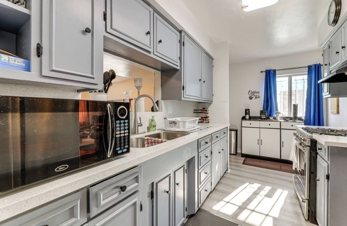 Park Mesa Heights House | Convenient Home, 9 Mi to Downtown Los Angeles!