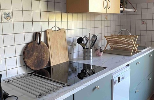 Saint-Georges-sur-Cher House | Cosy, comfortable gîte near Beauval Zoo and Chenonceaux