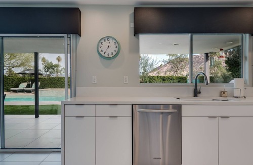 Indian Canyon House | Covered Outdoor Kitchen, Pool, Spa, Golf Course & Mountain Views, Free WiFi