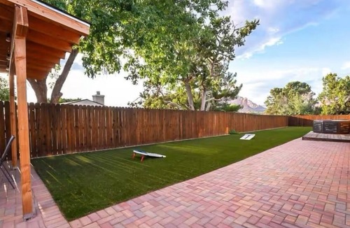 West Sedona Cottage | Cowboy Cottage! A Historic Home w/Epic Views! West Sedona & Hot Tub!