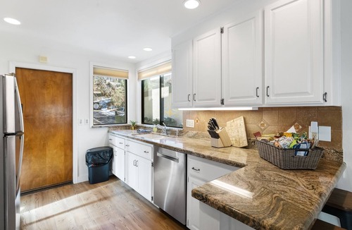 Hidden Valley Ranch House | Coyote Vacation Rental | 3-BR House on Coyote Dr, Prescott | mins to DT Patio Pool Tennis