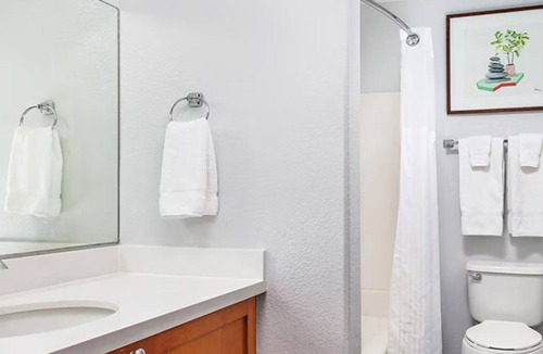 Old Las Palmas Condo | Cozy 1-bedroom condo with fitness room, WiFi in welcoming Palm Springs