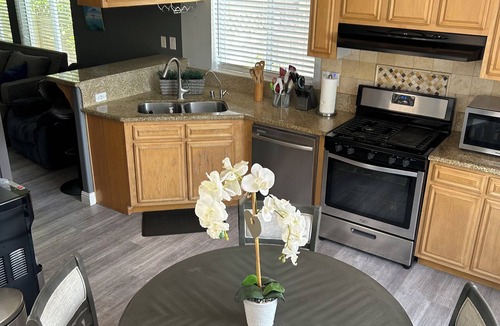 National City House | Cozy 2-bedroom house with free parking in National City