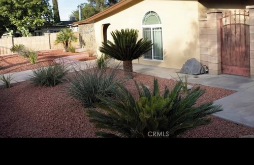 Palmdale House | Cozy 2-bedroom house in pleasant Palmdale with AC /Fast internet