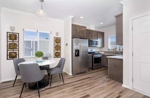 Lincoln Acres House | Cozy 2-bedroom mobile home in delightful Chula Vista with AC, fitness room