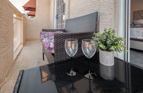 Tempe House | Cozy 3BR 2.5BA Tempe Retreat with Private Patio Master Suite Balcony Near ASU