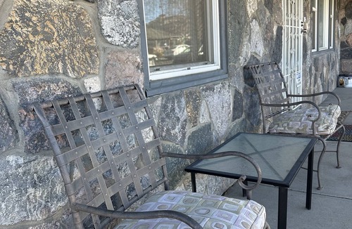 Northeast Reno House | Cozy and Pet Friendly "Movie House" in Reno with RV parking