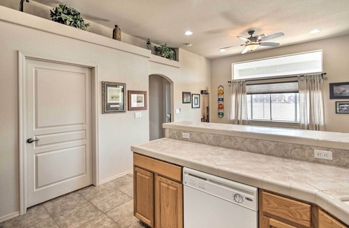 Bullhead City House | Cozy Bullhead City Home w/Patio & Mountain Views!