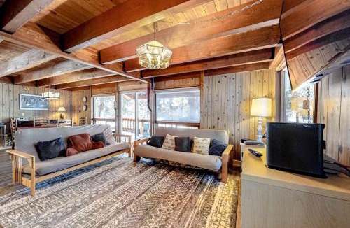 Truckee Ski Chalet | Cozy Cabin near Slopes with Spectacular Starry Skies