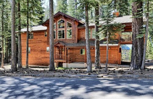 Tahoma House | Cozy Cabin Retreat with Expansive Deck Near Lake and Trails in Tahoma, California