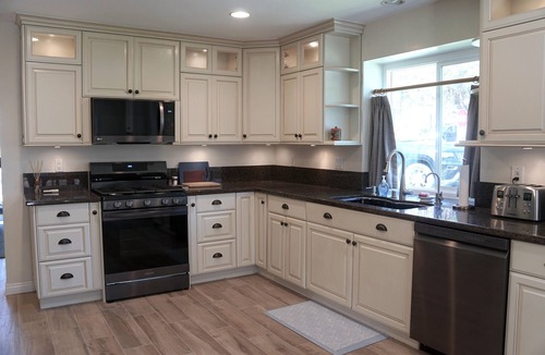 Carmel Valley House | Cozy coastal townhouse close to beach and walking distance to restaurants!