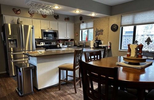 Prescott Cottage | Cozy Cottage Get-Away - 1 Level, Pet Friendly, Close to Town